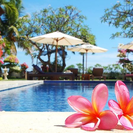 Frangipani Beach Hotel Lovina Exterior foto